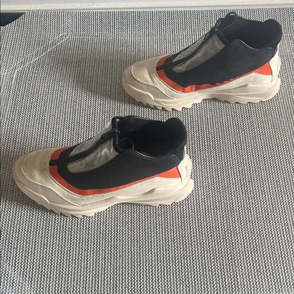 🎉Good Condition SOREL Black and Orange Women's high top sneakers size 8.5 - Picture 4 of 9